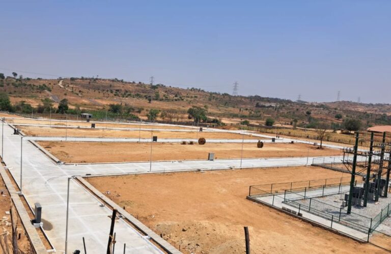 Plots for Sale in Tavarekere